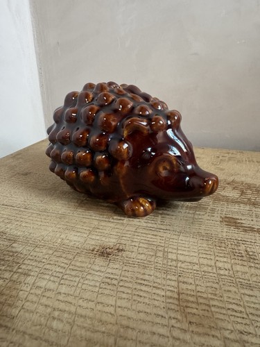 Denmead pottery hedgehog money - denmead,