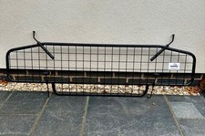 Guardsman Dog Guard Range Rover L460 2022 onwards with Executive Seating. 