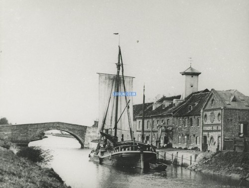 Hull memory lane - hull,