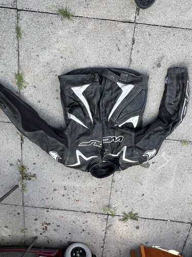 Wolf leather bikers - wolf,