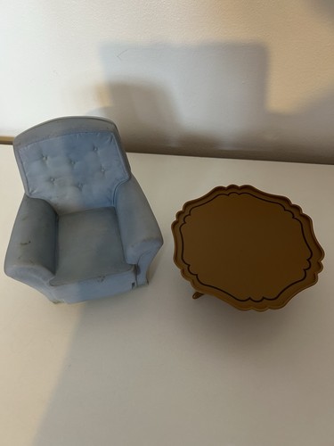 Sindy doll armchair and coffee - armchair,