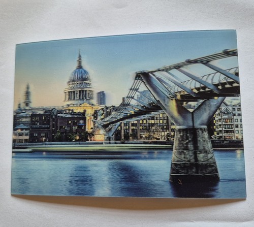 Lenticular holographic 3d - lenticular,