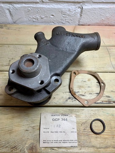 Quinton hazell water pump - quinton,
