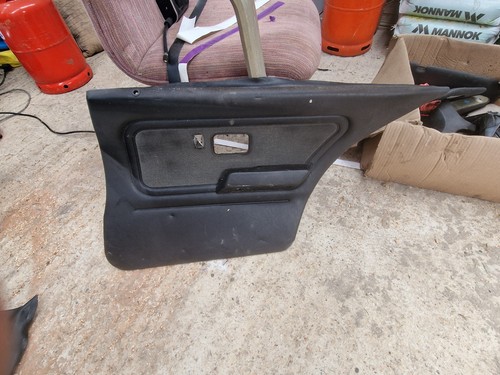 Genuine bmw e30 door - door, cards