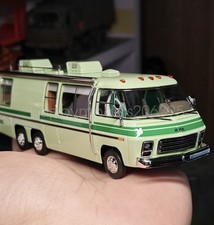 MK 1:64 Green HEC GMC Motor