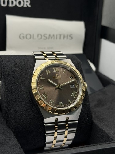 2023 38mm tudor royal - 38mm,