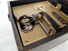 Bells polyphonic with 12