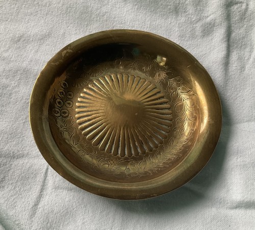 Antique brass trinket - , dish