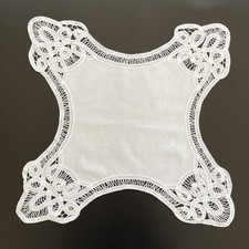 Vintage - White - Embroidered/