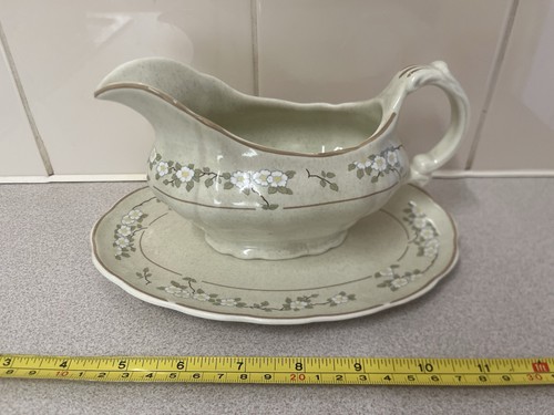 Vintage 1983 royal - 1983, doulton