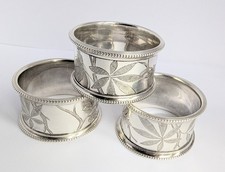 Set of 3 silver napkin rings, horse chestnut leaves pattern - 96.5g poss antique