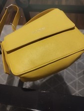 Small Yellow Bolongaro Trevor