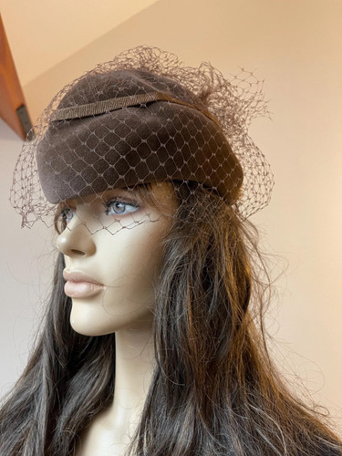 1950s brown pillbox hat velour - 1950s,