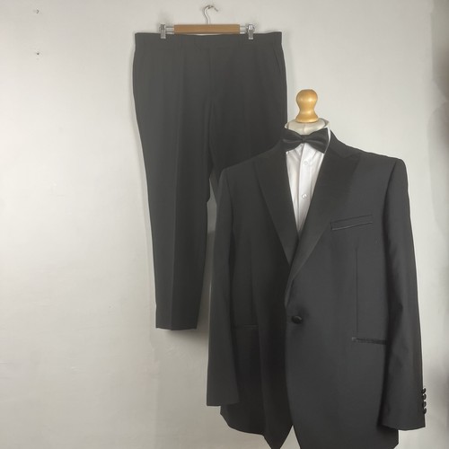 Skopes tuxedo dinner suit - tuxedo,