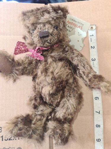 Gund quincy celebrating - gund,
