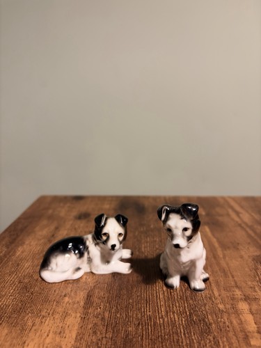 Pair bone china - of, dog