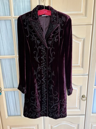 Tahari velvet embroidered - velvet,