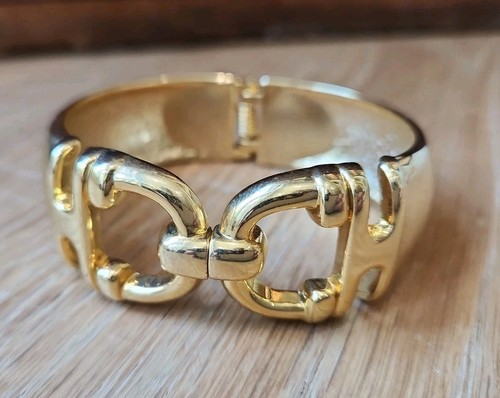 Carolina herrera logo - ch,