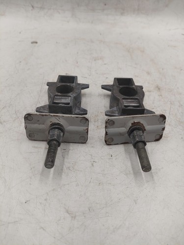 Chain adjuster pair - chain, yamaha
