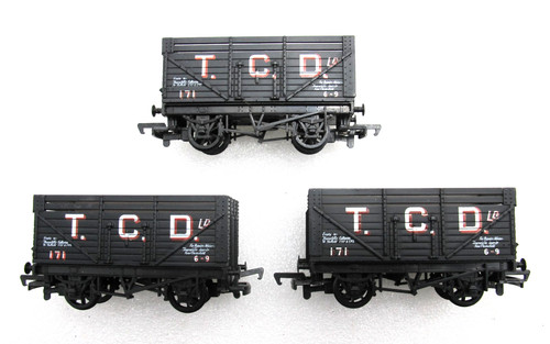 Mainline tcd coke wagons - wagons,