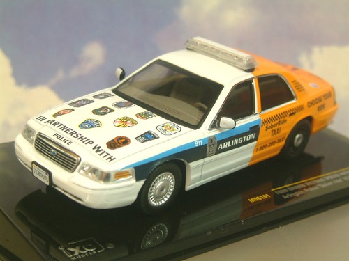 Ixo diecast 2012 ford - 1/43,