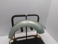 VOLKSWAGEN BEETLE Right Front