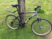 GT Avalanche 3.0 Mountain Bike Frame size L Large Fully serviced 2 new tyres