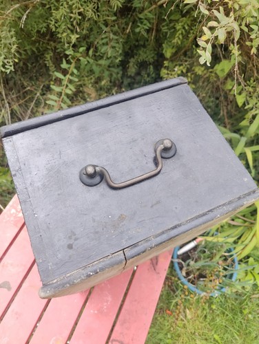 Small pine box with - pine,