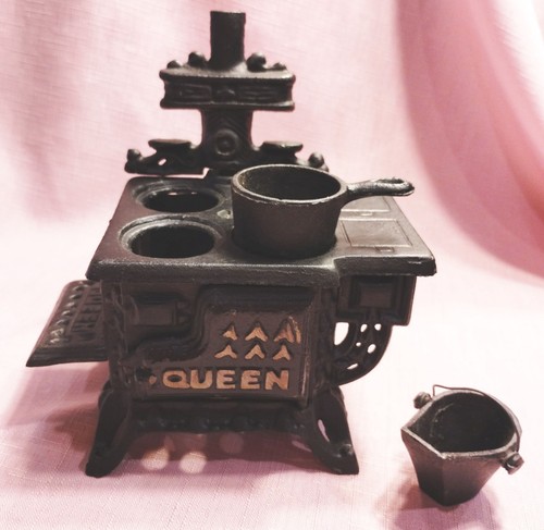 1970s miniature cast iron - 1970s,