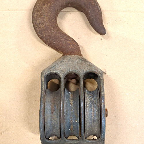 Vintage metal sheave triple - vintage,