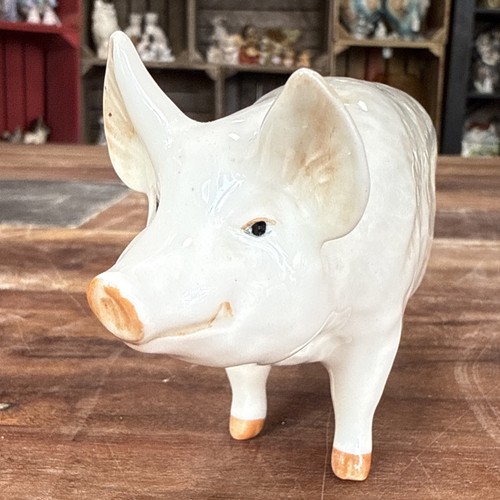 Beswick pig figurine - beswick,