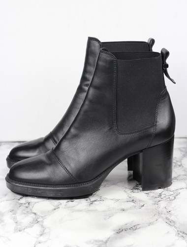 Aquatalia russell bromley - russell, &