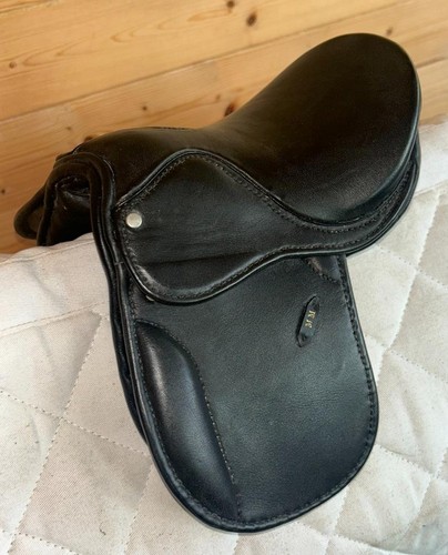 Vintage black english - black, leather