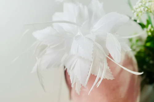 Women flower feather hair - feather, hat