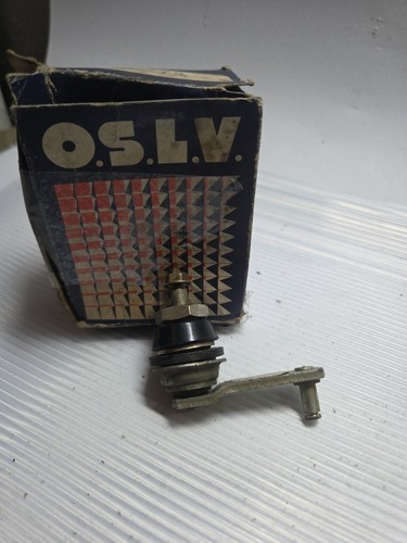 Fiat 500 wiper pin - 500,