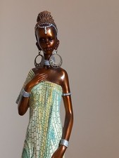 Stunning Sherratt  And Simpson Maasai Woman Figurine #57538 14 Inches