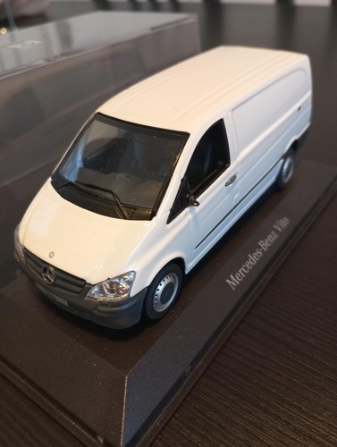 Rare 2011 minichamps mercedes - rare,