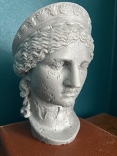 Sculpture “Scars of Divine