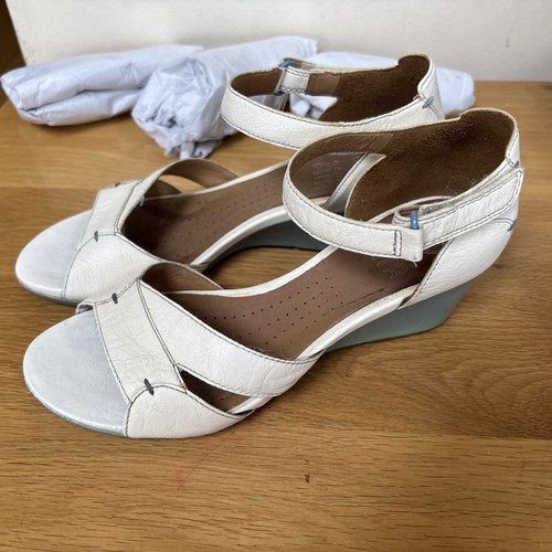 Clarks uk4d ivory riptape - clarks,
