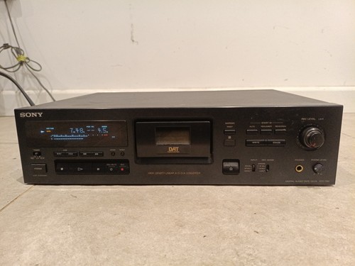 Sony dtc 790 dat - -,