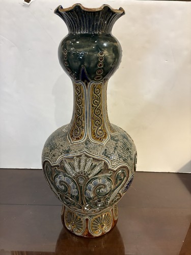 Large doulton lambeth - large, 23”