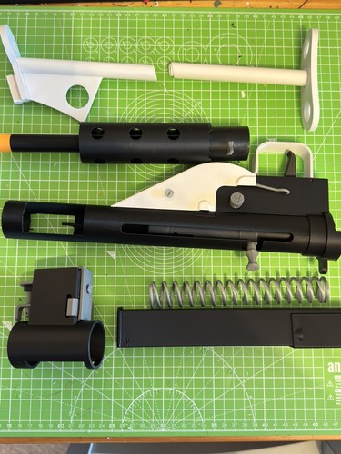 Sten mk2 kit scale 3d - sten,
