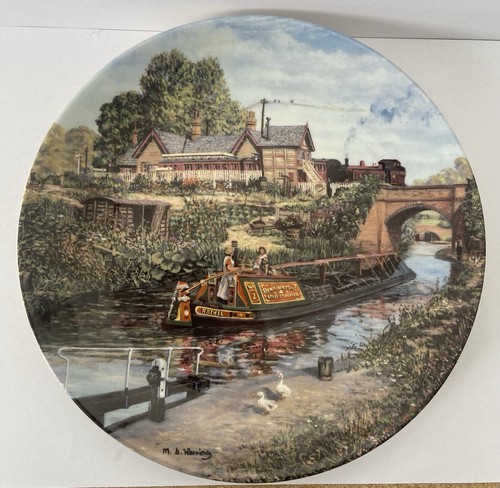 Wedgwood danbury mint comings - wedgwood,