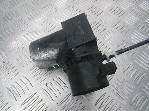 Central locking pump for - ,