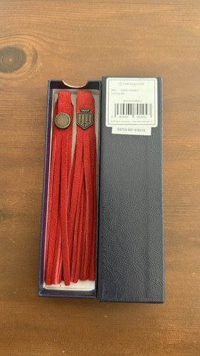 Fairfax favour tassels red - &,
