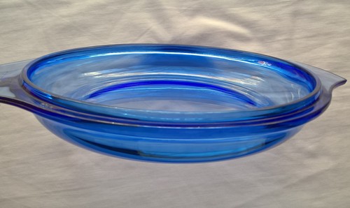 Pyrex cobalt blue casserole - blue,