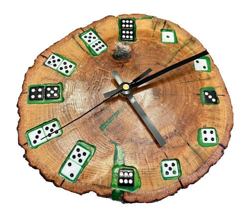 Clock dice embedded tree - dice, in