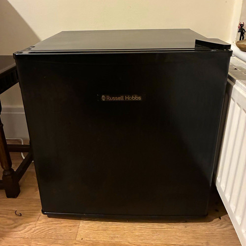 Russell hobbs rhttfz0e1b 31l - russell,