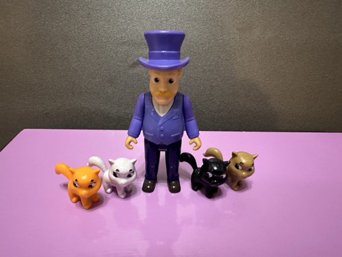 Paw patrol mayor humdinger and - paw,