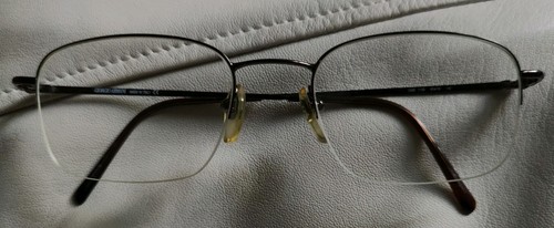 Vintage giorgio armani model - vintage,